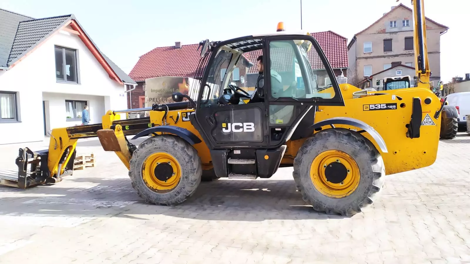 Kurs na JCB