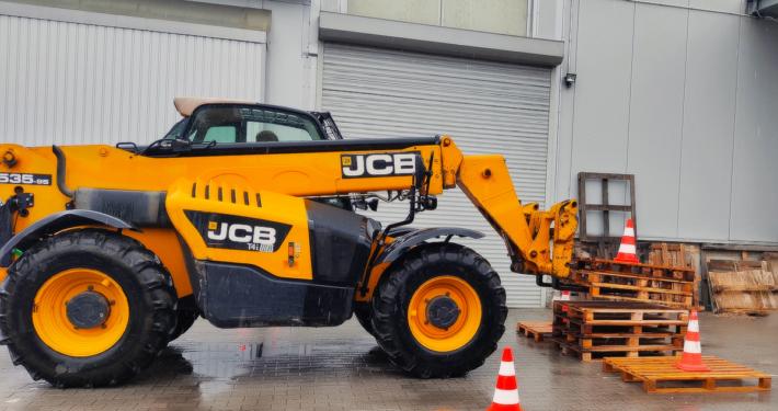 Kursy na ładowarki teleskopowe (JCB, Manitou, Merlo), uprawnienia na ładowarkę UDT.