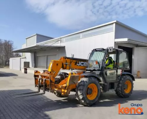 Kurs na ładowarki teleskopowe (JCB, Manitou, Merlo), uprawnienia na ładowarkę UDT.