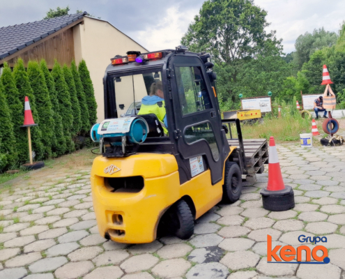 Kurs wózek widłowy, uprawnienia operator wózka widłowego UDT. Kurs wózek widłowy, uprawnienia operator wózka widłowego UDT.