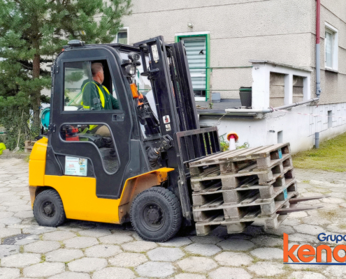 Kurs wózek widłowy, uprawnienia operator wózka widłowego UDT.